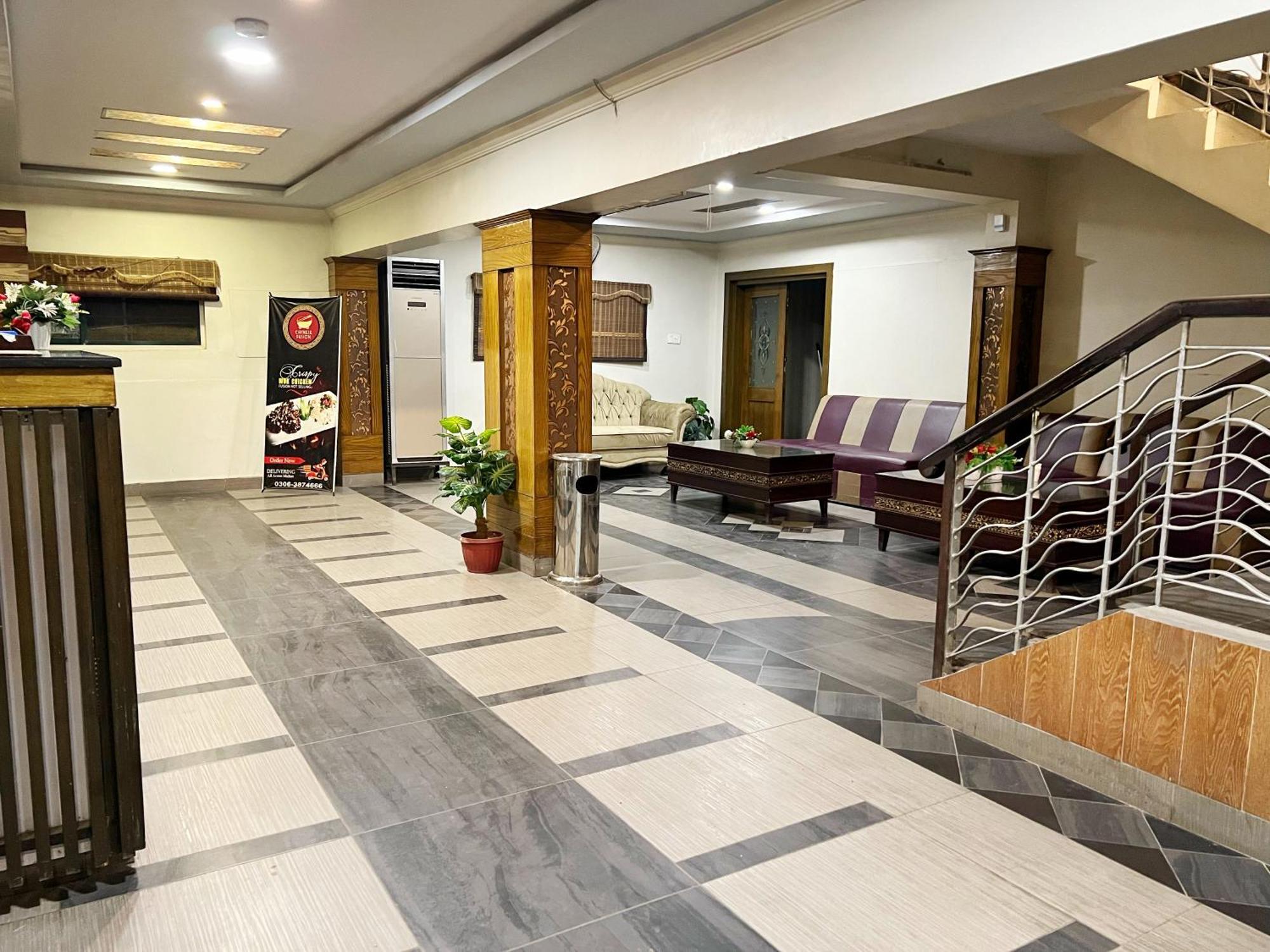 The Grand Hotel Multan Exterior foto